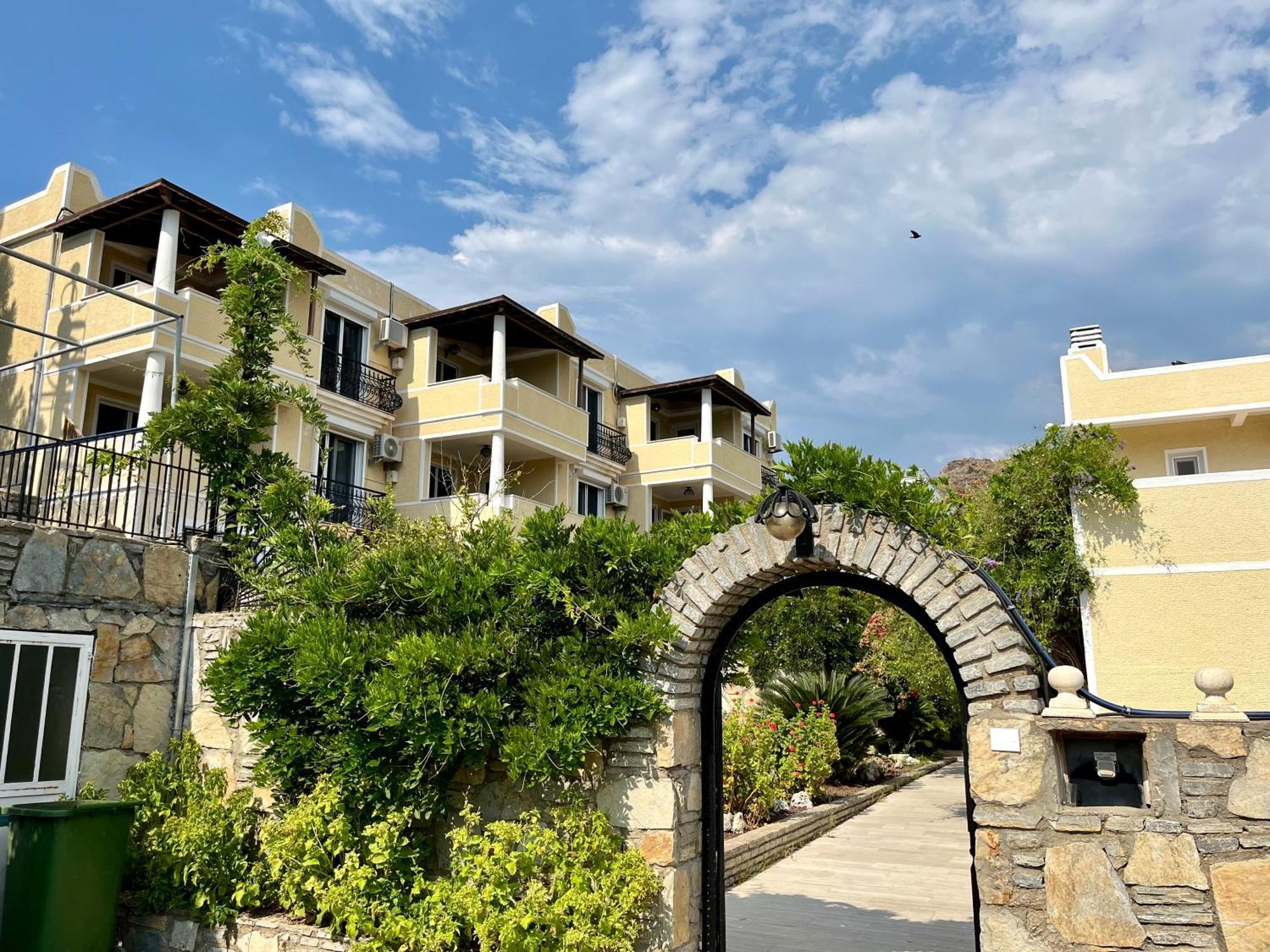Farrys Boutique Hotel & Beach Club - Yalıkavak Exterior foto